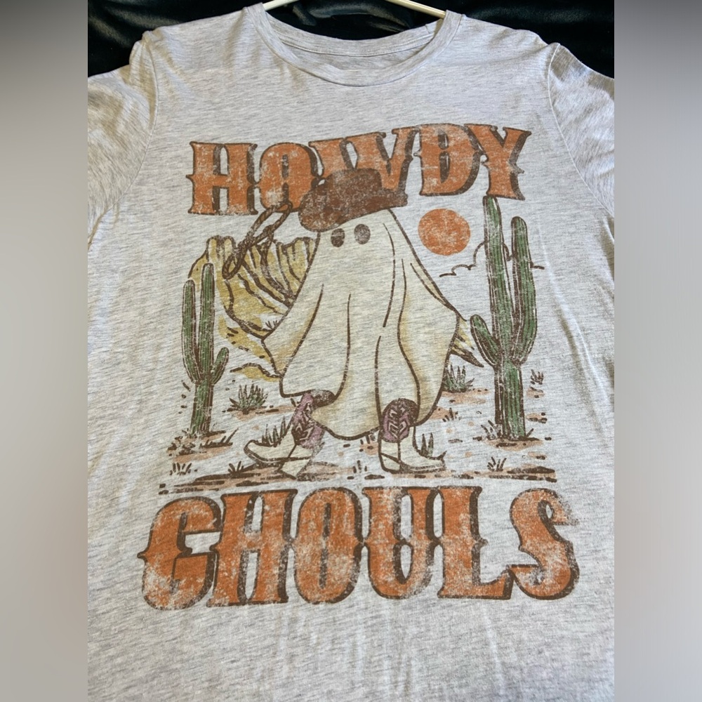 Handmade Howdy Ghouls Size Medium Tee